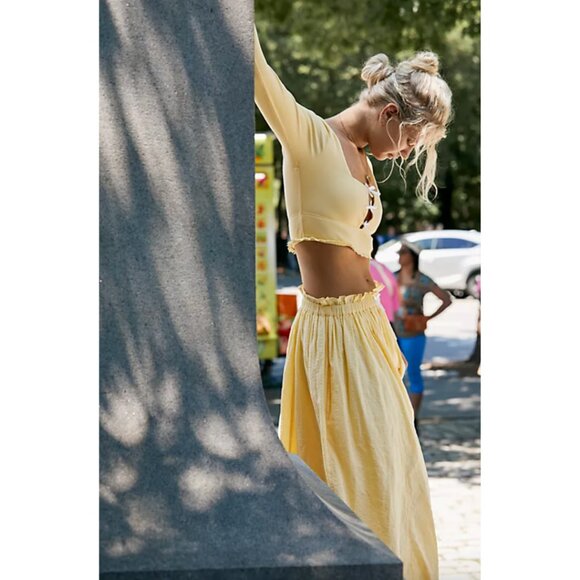 Free People Dancing Queen Set in Mellow Yellow - Picture 2 of 11